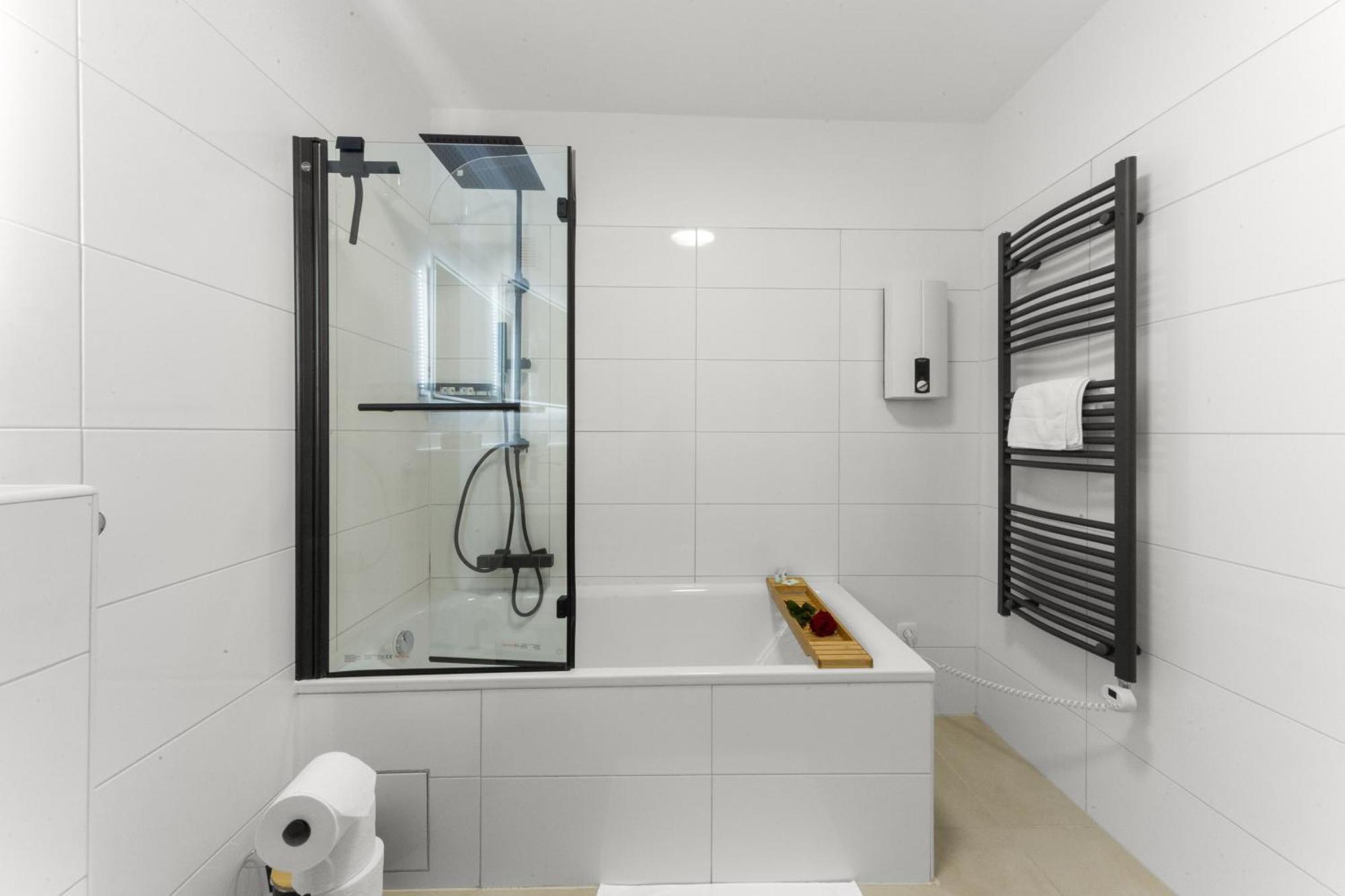 Vinful: Premium-Apartment Mit Balkon Und Parkplatz مولهايم ان الرور دير المظهر الخارجي الصورة